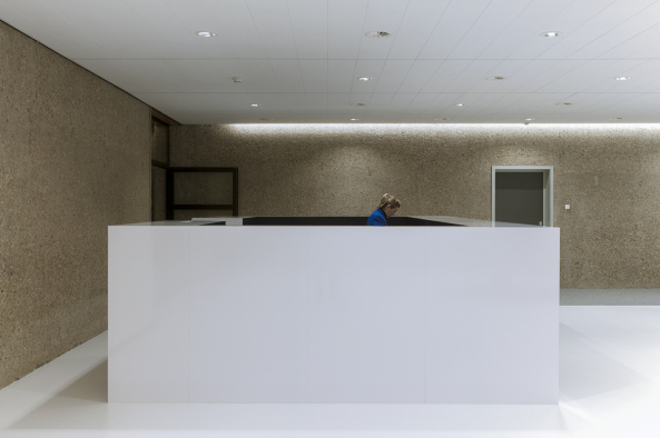 Den Bosch, Provinciehuis, Kaan Architecten, Update, Umbau, rennovation, B�rogeb�ude, Verwaltungsgeb�ude, Beton, Brutalismus, Brutalism, Hugh Maaskant, Sozialstaat, Noord-Brabant, Moderne, modernism, netherlands, Dutch, 2015, concrete, 1971, Rotterdam, Foyer, Bar, B�ros, offices, Hochhaus, Slab, tower, Kees Kaan