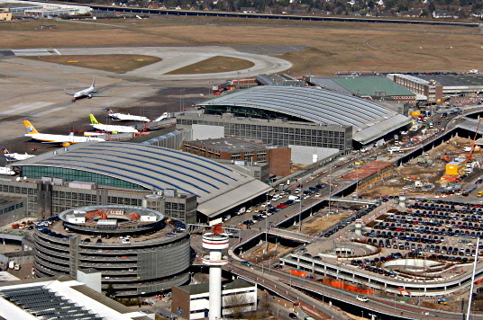 Terminalgebude in Hamburg eingeweiht