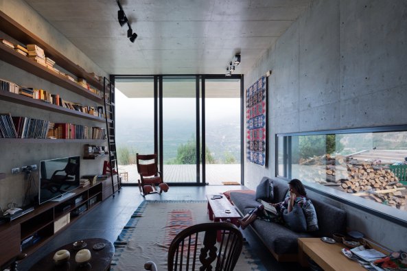 Beton, feink�rnig, Libanon, Bekaa, Gebirge, concrete, Youssef Tohme, Lebanon, Akoura, Villa, mountain, lebanese mountains, u-f�rmig, courtyard, long terrasse, Terrasse, Plattform, platform