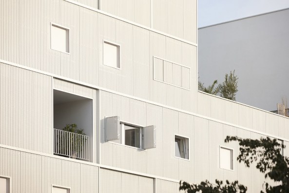 Julien Lanoo, LAN Architecture, Paris; Frankreich; Bordeaux; Begles; Carre Lumiere; Wohnungsbau; Kollektives Wohnen; Klimakonzept; Neubau; kosteng�nstig; hybrid