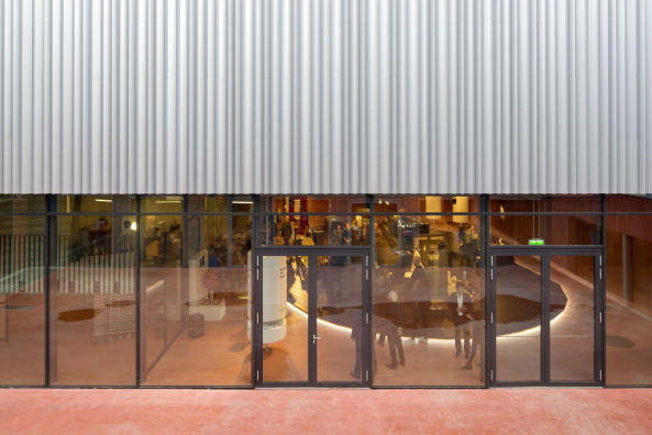 Kerkrade, Design, Museum, Grundsteinlegung, Europa, Europe, Gestaltung, Werkstatt, Planetarium, Shift Architecture Urbanism C-City, Cube, Columbus, 3-D Kino, OMA, Rem Koolhaas, W�rfel, German Red Dot, Cooper Hewitt, Smithsonian Design Museum, Fertigstellung, Umsetzung, Realisierung, 2015, Limburg, Museumsplein, Shift Architecture Urbanism, Netherlands, Niederlande, Rotterdam, Discovery Center Continium