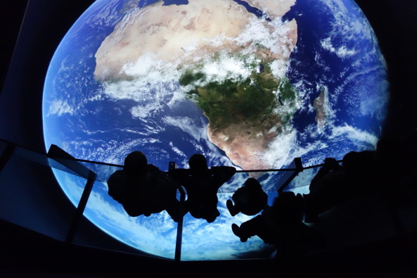 Kerkrade, Design, Museum, Grundsteinlegung, Europa, Europe, Gestaltung, Werkstatt, Planetarium, Shift Architecture Urbanism C-City, Cube, Columbus, 3-D Kino, OMA, Rem Koolhaas, Wrfel, German Red Dot, Cooper Hewitt, Smithsonian Design Museum, Fertigstellung, Umsetzung, Realisierung, 2015, Limburg, Museumsplein, Shift Architecture Urbanism, Netherlands, Niederlande, Rotterdam, Discovery Center Continium