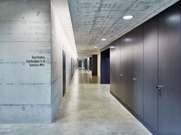 Dreifachhalle in Aadorf von Graf Biscioni Architekten