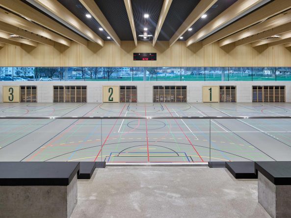 Dreifachhalle in Aadorf von Graf Biscioni Architekten