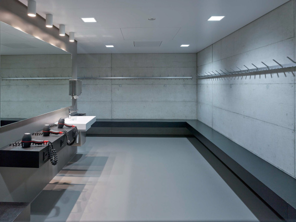 Dreifachhalle in Aadorf von Graf Biscioni Architekten