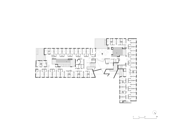 Farbe, Beton, Dominique Coulon et associes, Burgund, Seniorenresidenz, home for the aged, Burgund, Bourgogne, Schwarz, wei, white, black, wings, yard, dramatic entrance