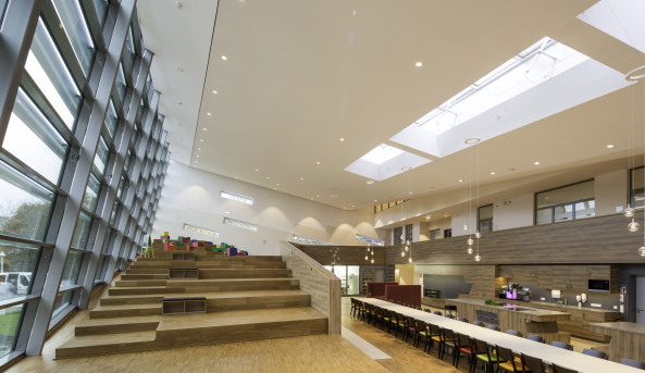 Glas, Riegel, Wohntrakt, Rampe, Kinderklink, Hospital, kids, nursierey, parents, playing, ramp, cutting, Schlitze, Paneele