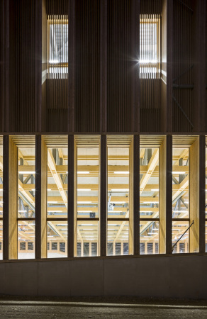 Sport, Holz, Beton, AZC, Sporthalle, Holzkonstruktion, Straburg, Neudorf, timber, concrete, plinth, sockel, mezzanine,