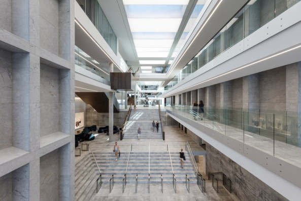 C.F. Mller Architects, Brogebude, Neubau, Verwaltung, Superblock, Hochhaus, Trme, corporate headquarters, HQ, Aarhus, C.F. Mller Landscape, COWI, Vero Moda, Jack & Jones, Bestseller, fashion group, 400 bicycles, Fahrradtiefgarage, Fahrrad, Bro, Grundriss, Modekonzern, Konzern, car park, Naturstein, Fassade, stone, 2015, indoor plaza, nachhaltig, energetisch, saving, enery, Denmark, danisk, Dnemark