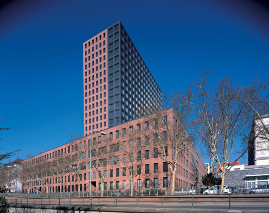 IG-Metall-Hochhaus in Frankfurt Main erffnet