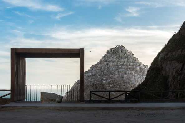 Pritzkerpreis, Pritzker Preis, Pritzker Prize, Jay Pritzker, Preixverleihung, UN-Headquartier, Hauptgebude, ELEMENTAL, Chile, Alejandro Aravena, Richard Rogers, Benedetta Tagliabue, Kristin Feireiss, Ratan N. Tata, Stephen Breyer, Martha Thorne, Glenn Murcutt, Yung Ho Chang und Peter Palumbo, www.pritzkerprize.com, Social Housing, Wohungsbau, sozialer Wohnungsbau, Gewinner, Nobelpreis der Architektur, Karriere, Lebenswerk, Jury, Preisverleihung, 2016, Courtesy of ELEMENTAL and The Hyatt Foundation, Sdamerika