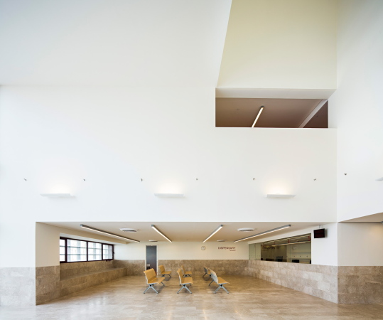 Klinikgeb�ude, Klinik, Neubau, 2015, 2016, Kuweit, medical building, AGi architects, Krebszentrum, Nasser B. Abulhasan, Joaquin P�rez-Goicoechea, Spain, Spanien, Mies van der Rohe Award 2015, Hisham A. Alsager Cardiac Center, Healt, Gesundheit, Krankenhaus, Naher Osten, Golf