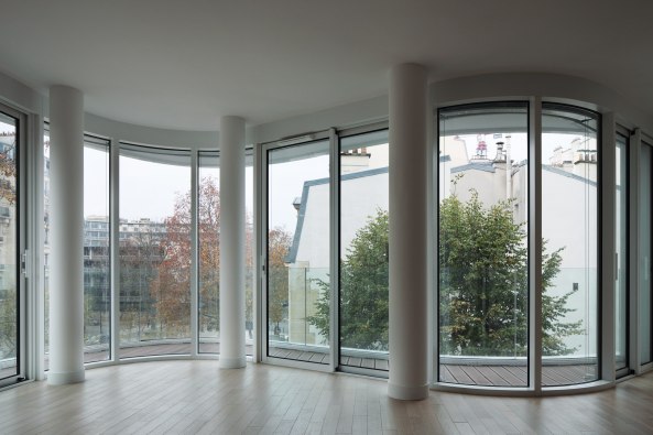 Bestand, Konvent, 19 Jahrhundert, Umbau, Neubau, ambenfrmiger Grundriss, Glas, Kapelle, sozial durchmischt, social mix, Wohnturm, Glass, tower, neunstckig, Kontrast,