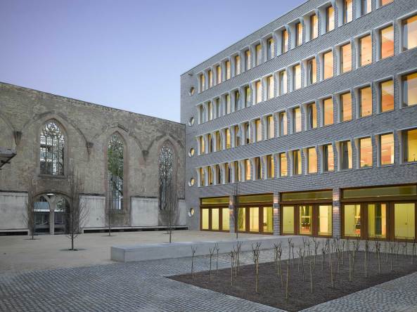 Staatspreis Baukultur Baden-Wrttemberg 2016, Stuttgart, METARAUM, hartwig schneider architekten, LRO, Hospitalhof Stuttgart, LRO Lederer Ragnarsdttir Oei, Stuttgart, Johanneum Tbingen, Patzner Architekten, Hochschule Biberach, Baunetz, A24 Landschaft Landschaftsarchitektur, Stadtumbau Schwbisch Gmnd, Landesgartenschau Schwbisch Gmnd 2014, Energieeffizienzhaus Pforzheim, FreivogelArchitekten, Ausgezeichnete Architektur, Deutsche Architekten, Baunetz, Preise, Baukultur