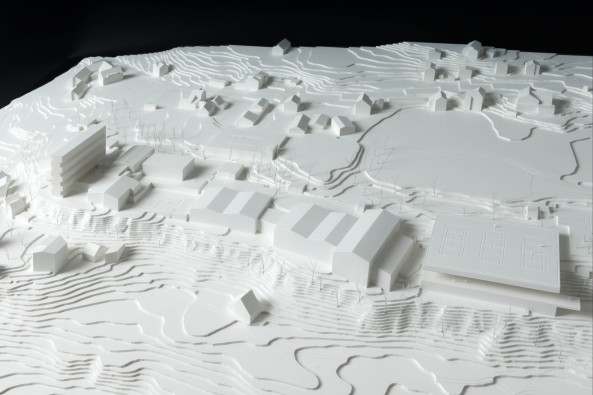 Erweiterung Sportzentrum Kerenzerberg, Burkard Meyer und Vogt gewinnen Wettbewerb in Zrich, Wettbewerbsergebnisse, Baunetz, Baunetz-Meldungen, Architektur in der Schweiz, Boris Brunner, Daniel Niggli, Luca Selva, David Vogt, Burkard Meyer Architekten, Vogt Landschaftsarchitekten, E2A Architekten, : mlzd Architekten aus Biel, Adrian Streich Architekten, pool Architekten, Dreifachturnhalle, Turnhalle, Sporthalle, Sichtbeton, Beton,