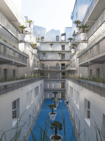 Christian de Portzamparc, ANMA, Brenac & Gonzalez & Associ�s, Gigon / Guyer, St�phane Maupin & Partners,Julien De Smedt Architects, Habiter autrement,FAA + XDGA, Rapha�lle Hondelatte & Mathieu Laporte Architectes,l�AUC as, Fran�ois Leclercq & Associ�s et Marc Mimram architecte, Studio Odile Decq, Kengo Kuma & Associates, Thierry Beaulieu, entrepot Macdonald,OMA, Sechzigerjahre, Parc de la Vilette, Paris, boulevard macdonald