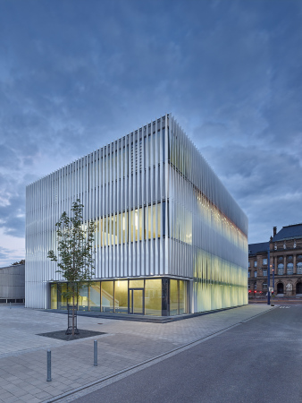 Olgastrae 109, Sporthalle, Gymnasium, Neubau, Gym, 2015, Kepler- und Humboldt-Gymnasium, Zooey Braun, Martin Gessert, h4a, Albrecht Randecker, Klaus Legner, Stuttgart, Mnchen, Wettbewerb, competition, new building, Wrfel, Block,