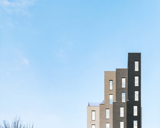 Mein Mikro-New York, Pilotprojekt f�r Miniwohnungen, G�nstig Wohnen in New York Miniapartments in Manhattan fertiggestellt, Carmel Place, Manhattan, nARCHITECTS, Container-Architektur, Low-Budget-Bauen, My Micro NY, adAPT NYC competition, New Housing, Monadnock Development, american architecture, Uniform Land Use Review Procedure, Baunetz, Baunetz-Meldungen, micro-units, Miniwohnungen, Prefabrication, baukosten, miete in new york, apartment wanted, New York City Miethorror, G�nstiges Wohnen, Modulbauweise, backstein, klinker, Turm