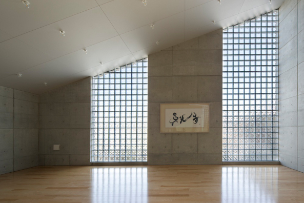 Archietktur, Shinkoji Tempel, Mamiaya Shinichi Design Studio, Nagoya, Tempel, Stahlbeton, Sichtbeton, Betonkonstruktion, Sakralbau, Japan, Oberlicht, Lichtfhrung