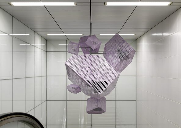 Wehrhahn-Linie, Wehrhahnlinie D�sseldorf, netzwerkarchitekten, Heike Klussmann, Wettbewerb, U-Bahnhof, D�sseldorf, Landeshauptstadt D�sseldorf, Heinrich-Heine-Allee, Wettbewerb, Tunnel, Kunst im Tunnel, Fritschi Architekten, Ralf Br�g, Ursula Damm, Manuel Franke, Enne Haehnle, Thomas Stricker, Kunst im �ffentlichen Raum, Kunst am Bau, Architektur und Kunst, Infrastruktur, Architektur in NRW, Kunst im Alltag, Farbe