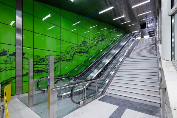 Wehrhahn-Linie, Wehrhahnlinie D�sseldorf, netzwerkarchitekten, Heike Klussmann, Wettbewerb, U-Bahnhof, D�sseldorf, Landeshauptstadt D�sseldorf, Heinrich-Heine-Allee, Wettbewerb, Tunnel, Kunst im Tunnel, Fritschi Architekten, Ralf Br�g, Ursula Damm, Manuel Franke, Enne Haehnle, Thomas Stricker, Kunst im �ffentlichen Raum, Kunst am Bau, Architektur und Kunst, Infrastruktur, Architektur in NRW, Kunst im Alltag, Farbe