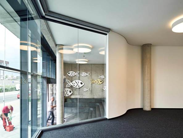 Gold, Zink-Kupfer, Schuppen, Goldfisch, Trapezarchitekten, Goldfish, Hamburg, Kanal, historischer Bestand, historic assett, Harburg, office building, facade, gold, cupper zinc