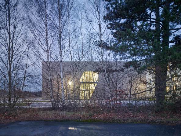 kister scheithauer gross ksg Architekten und Stadtplaner, Forschungsarchitektur, Forschunsgzentrum, Laborgebude, MikroTribologie Centrums μTC, Fraunhofer-Labor Karlsruhe, Fassade, Neubau, Baunetz, Baunetz-Meldung, kister scheithauer gross, KiT, Keimzelle, Susanne Gross, VOF-Verfahren, Wettbewerb, Grundriss, Bauen fr die Wissenschaft