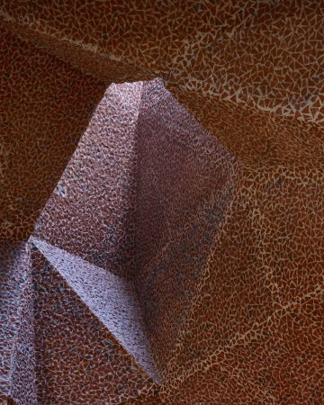 Kongresshalle, Kulturzentrum, Polen, 2016, 2015, Fernando Menis Arquitectos, Fertigstellung, Beton, Waschbeton, Poland, Europa, Europe, concert hall, cultural centre, Torun, Osteuropa, concrete, red, rot, Brutalismus, CKK Jordanki, city of Torun, Dekonstruktivismus, Hhle, hhlenartig, expressiv