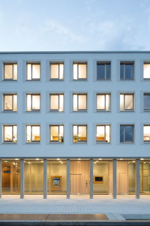 Landratsamt, Garmisch-Partenkirchen, Konzeptidee, Entwurf, Verwaltungsbau, Umsetzung, Realisierung, Leistungsphasen, klassisch, Neubau, 2015, 2016, Wettbewerb, Germany, Architecture, Bavaria, Bayern, Naturstein, Putz, Brandschutzkonzept, Sitzungssaal, Freibereich, Haupteingang, office building, town hall, Olympiastrae, Stefan Mller-Naumann, Schwinde Architekten