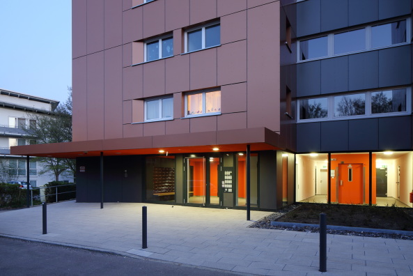 Aluminium, Paneele, Restaurierung, Energieeffizienz, Sanierung, Betonsanierung, Barrierefreieheit, geneigt, Fensterlaibung, concrete, engery effciency, restauration, aluminium, Ulm