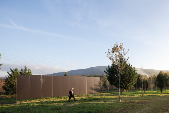 MOdulbau, Metall, Aluminium, OSB, PInienholz, Elemente, MIMA lab, Mima light, bestellbar, Minimal Art, Donald Judd, Skulptur, Sockel