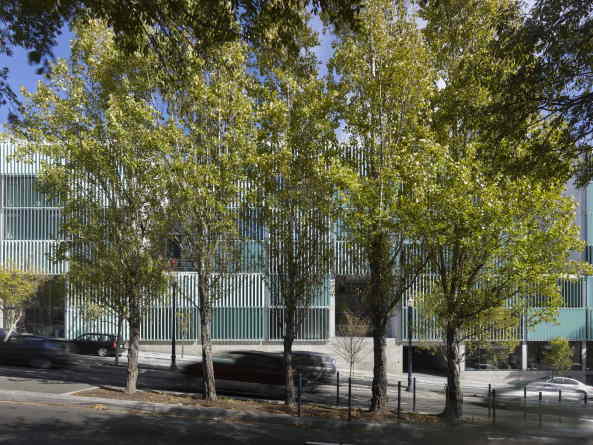 Concrete, Beton Loft, u-f�rmig, Innenhof, Spiraltreppe, Topografie, San Francisco. Baptist Church, Baptistenkirche, Sonnenschutz, Geb�udeh�lle,Loggia, Durchl�ftung, air,