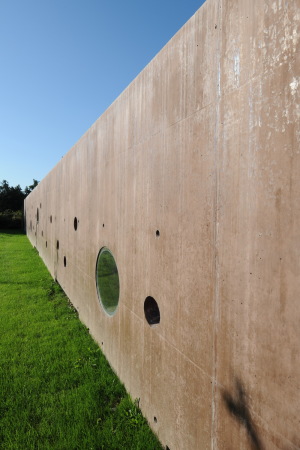 14 Rue de la Fabrique, Frankreich, 68530, France, Neubau, Kindergarten, Nursery, Kitat, Kinderkrippe, Farbe, Pink, red, rot, concrete, Beton, Block, castle, Burg, Buhl, Rgion de Guebwiller, Dominique Coulon & associs, David Romero-Uzeda, Olivier Nicollas, Farbkonzept, Elsass, l'Alsace, Deutschlang, german border,