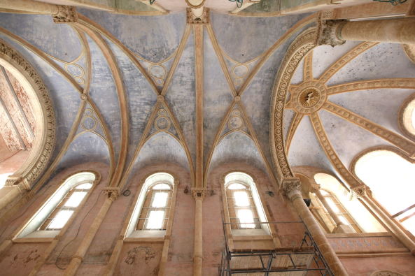 Hospital, Franzsisch, Jaffa, Tel Aviv, Krankenhaus, Umbau, Kreuzfahrer, Fresko, Restauratoren, John Pawson, Ramy Gill, Lifestyle, Hotel, Design, Edelstahlkche, stainless steel, danish design, restuaration, old chapel, crusader, W hotel