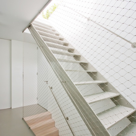 Leiden, Niederlande, Pasel Knzel, Stadthaus, Neubau, Architektur, architecture, urban villa, townhouse, Specific Neutrality, Pasel Kuenzel Architects, Wohnhaus, Wohnungsbau, Fertigstellung, Musikzimmer, hell, licht, weiss, white light flooded