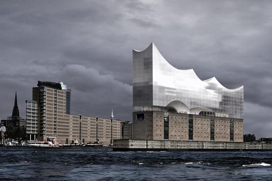 Hamburg beschliet Bau der Elbphilharmonie