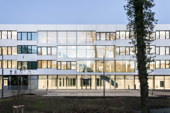 Forschungsgebude in Saarbrcken von Veauthier Architekten