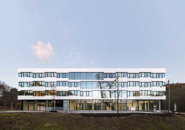Forschungsgebude in Saarbrcken von Veauthier Architekten