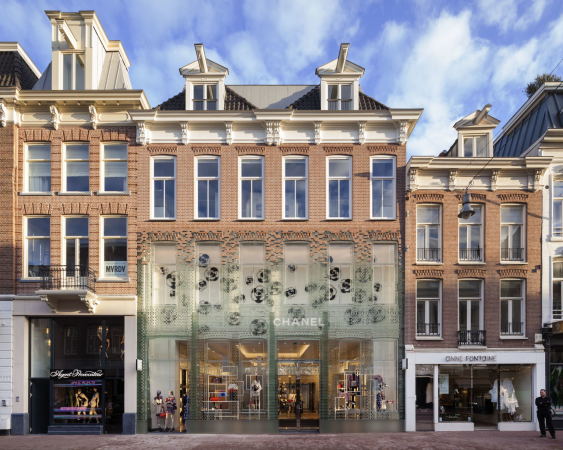 Chanel: Flagshipstore; Amsterdam; Holland; MVRDV; Glasziegel: Glasfassade: Crystal Houses; Shopping; Winy Maas