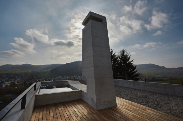 Basel Landschaft, Baselland, Neubau, Wohnhaus, Wohnungsbau, Schweiz, Gelterkinden, Sissach, Olten, 2015, 2016, Fertigstellung, Hanglage, single family house, architecture, concrete, Beton, Holz, loftartig, minimalistisch, minimalism, Ausblick, view, Landschaft, landscape