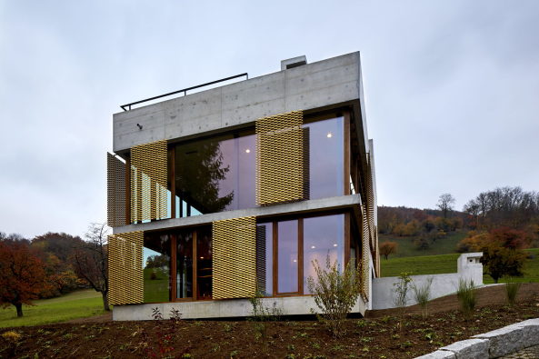 Basel Landschaft, Baselland, Neubau, Wohnhaus, Wohnungsbau, Schweiz, Gelterkinden, Sissach, Olten, 2015, 2016, Fertigstellung, Hanglage, single family house, architecture, concrete, Beton, Holz, loftartig, minimalistisch, minimalism, Ausblick, view, Landschaft, landscape