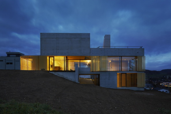 Basel Landschaft, Baselland, Neubau, Wohnhaus, Wohnungsbau, Schweiz, Gelterkinden, Sissach, Olten, 2015, 2016, Fertigstellung, Hanglage, single family house, architecture, concrete, Beton, Holz, loftartig, minimalistisch, minimalism, Ausblick, view, Landschaft, landscape