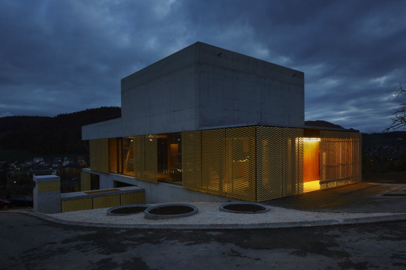 Basel Landschaft, Baselland, Neubau, Wohnhaus, Wohnungsbau, Schweiz, Gelterkinden, Sissach, Olten, 2015, 2016, Fertigstellung, Hanglage, single family house, architecture, concrete, Beton, Holz, loftartig, minimalistisch, minimalism, Ausblick, view, Landschaft, landscape
