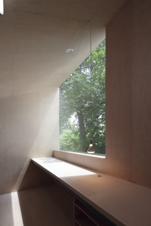 Davidson Rafailidis; Amherst; Buffalo; K�nstleratelier; Florian Holzherr, USA; Atelierhaus; White Cube; K�nstlergemeinschaft; He, She & It; Neubau; Pultdach