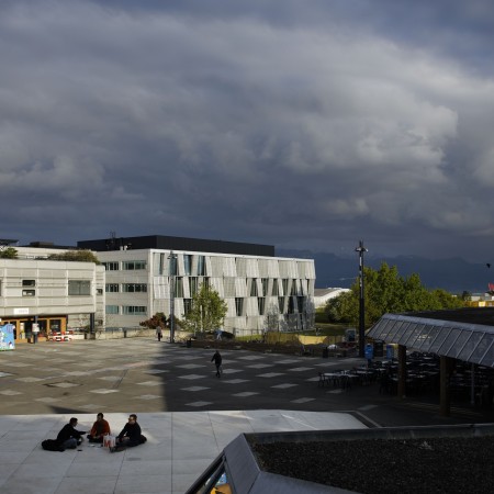 Dominique Perrault, EPFL, Lausanne, Maschinenbau, mechanical engineering, Schweiz, frankreich, 2016, Fertigestllung, Neubau, Brogebude, Forschung, Lehre students, teaching, university, Universitt, Ausbildung, Studium, Atrium, Fassade, DPA, Zweifel + Stricker + Associates