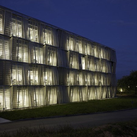 Dominique Perrault, EPFL, Lausanne, Maschinenbau, mechanical engineering, Schweiz, frankreich, 2016, Fertigestllung, Neubau, B�rogeb�ude, Forschung, Lehre students, teaching, university, Universit�t, Ausbildung, Studium, Atrium, Fassade, DPA, Zweifel + Stricker + Associates