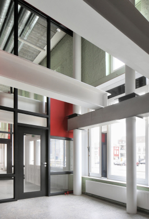 De Vylder Vinck Taillieu spielen mit dem Chaos