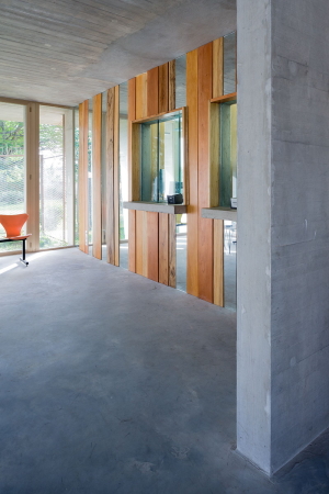 Schweizer Botschaft, Abidjan, Localarchitecture, 2016, 2015, Fertigstellung, Erweiterung, Umbau, Umnutzung, Neubau, embassy, swiss, Switzerland, Schweiz, Srl, Elfenbeinkste, Cte dIvoire, Beton, concrete, skulptural, Iwan Baan, Swiss Confederation, Umbau,