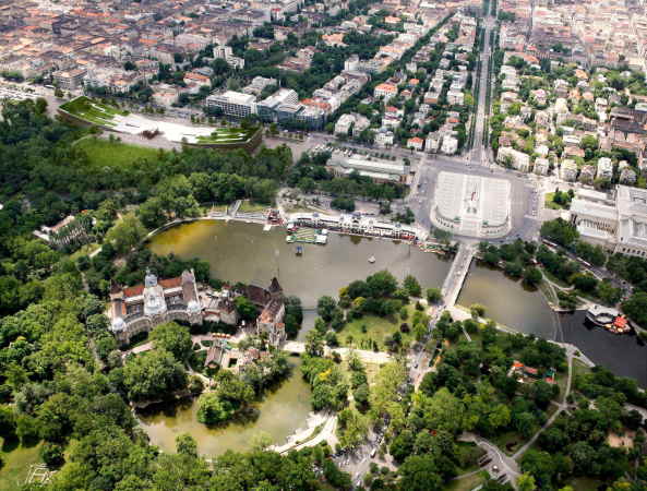 NAPUR architect, Budapest, Sauerbruch Hutton, Berlin, Bjarke Ingels Group, Kopenhagen, Wettbewerb, competition, ethnografische Museum, Neubau, Tor, Liget, Park, Stadtwald, Sou Fujimoto Architects, Ludwig Museum in Budapest, Vallet de Martinis DIID Architectes, result, 1. Preis, Gewinner, first prize, decision, Entscheidung, 2016, Hungary, Bogen, Tor, gate, entrance