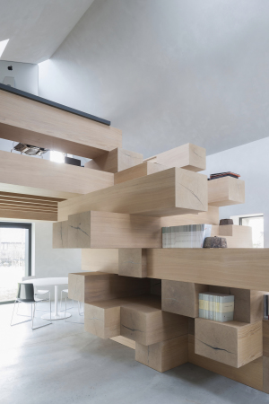 Studio Farris Architects; Flandern; Belgien; Scheunenumbau; Umbau; Umnutzung; Backstein; Betonh�lle; B�ro; Raumstruktur;